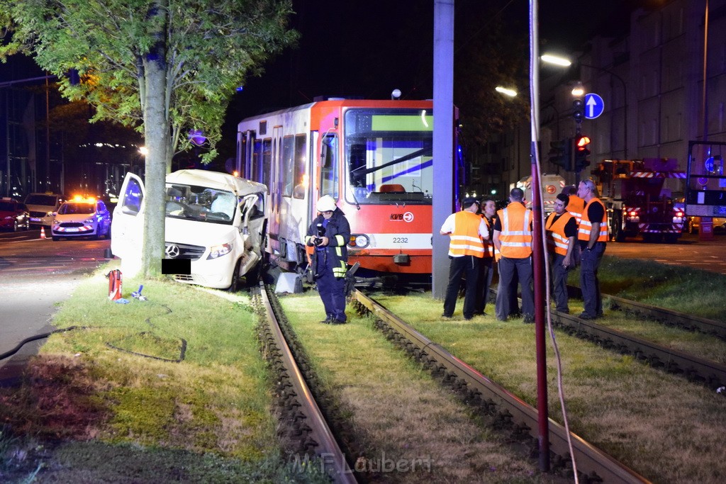 VU PKW Strab Koeln Niehl Amsterdamerstr Friedrich Karlstr P126.JPG - Miklos Laubert